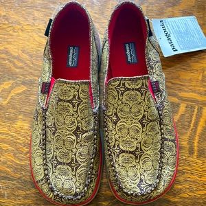 Pantagonia Men’s Shoes New With Tags Size Skull Print Halloween Maui 2014